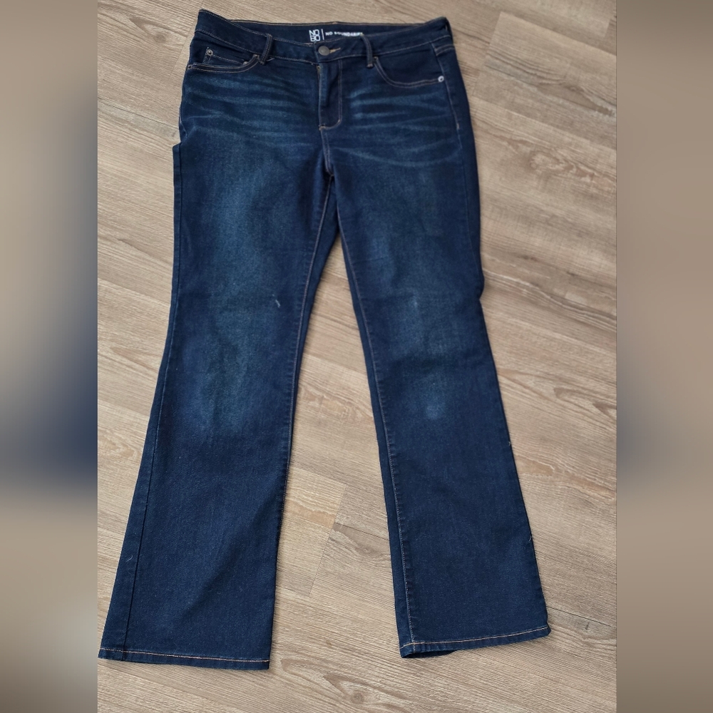 No boundries dark blue bootcut jeans size 13.
